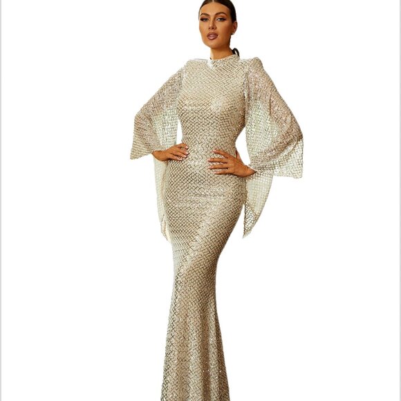 NWT Miss Ord Gold Sequin Formal Long Flare Sleeve Evening Gown Dress SZ M Prom - Picture 1 of 16